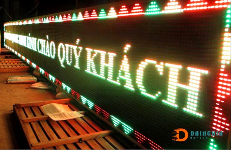Hộp Đèn Đại Nghĩa nhận gia công hộp đèn LED chạy chữ quảng cáo giá rẻ, chất lượng